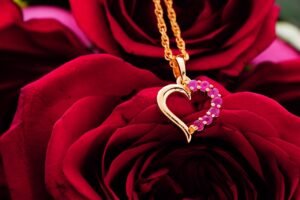 Gift Ideas 21 hearted necklace